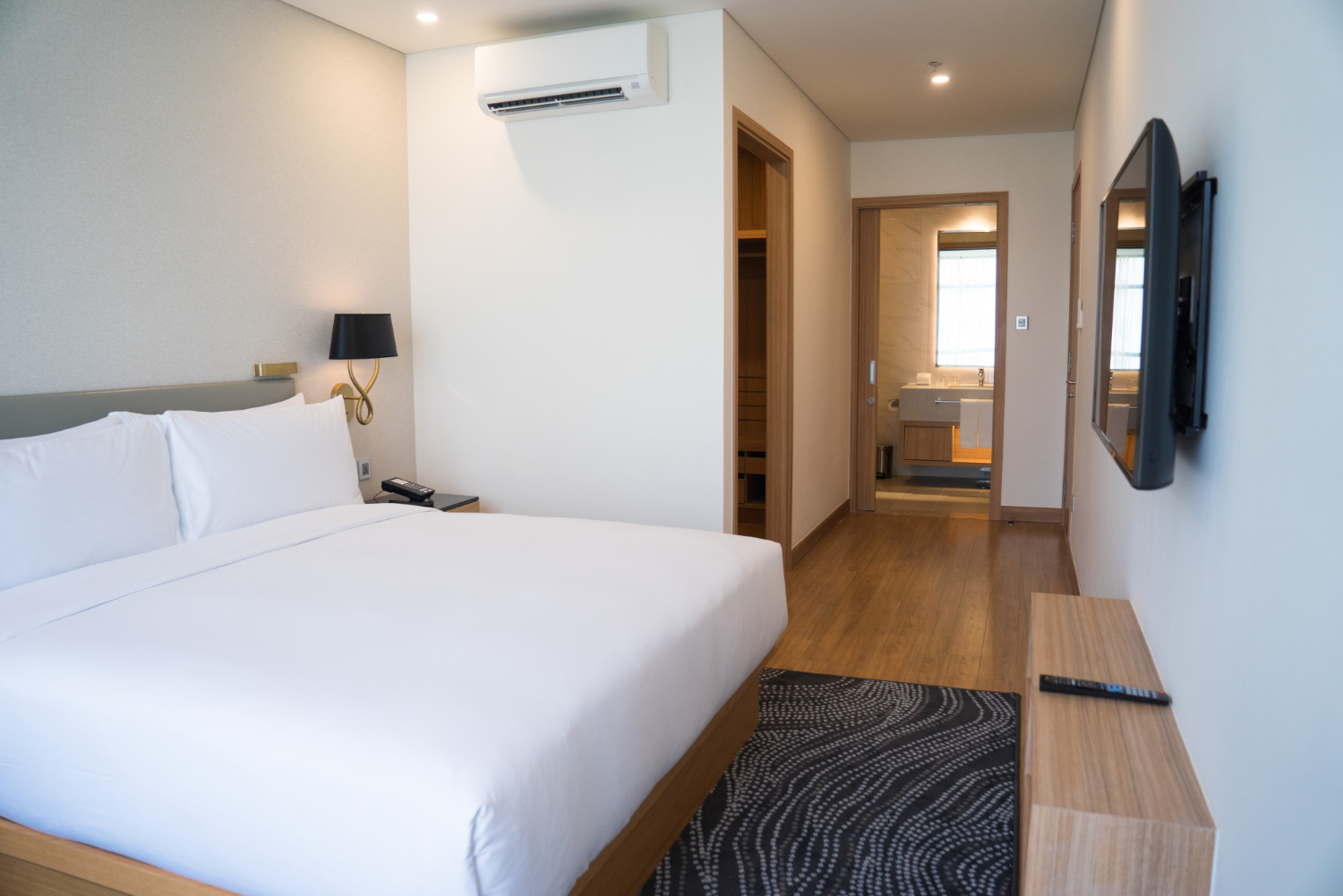 Standard Suite
